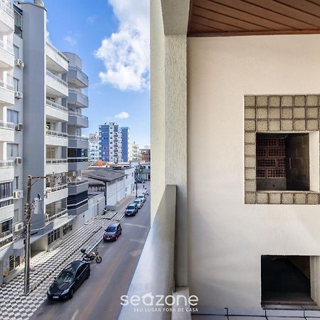 Lindo Apto 1 Quadra Do Mar Meia Praia Eis305 伊塔佩马 外观 照片