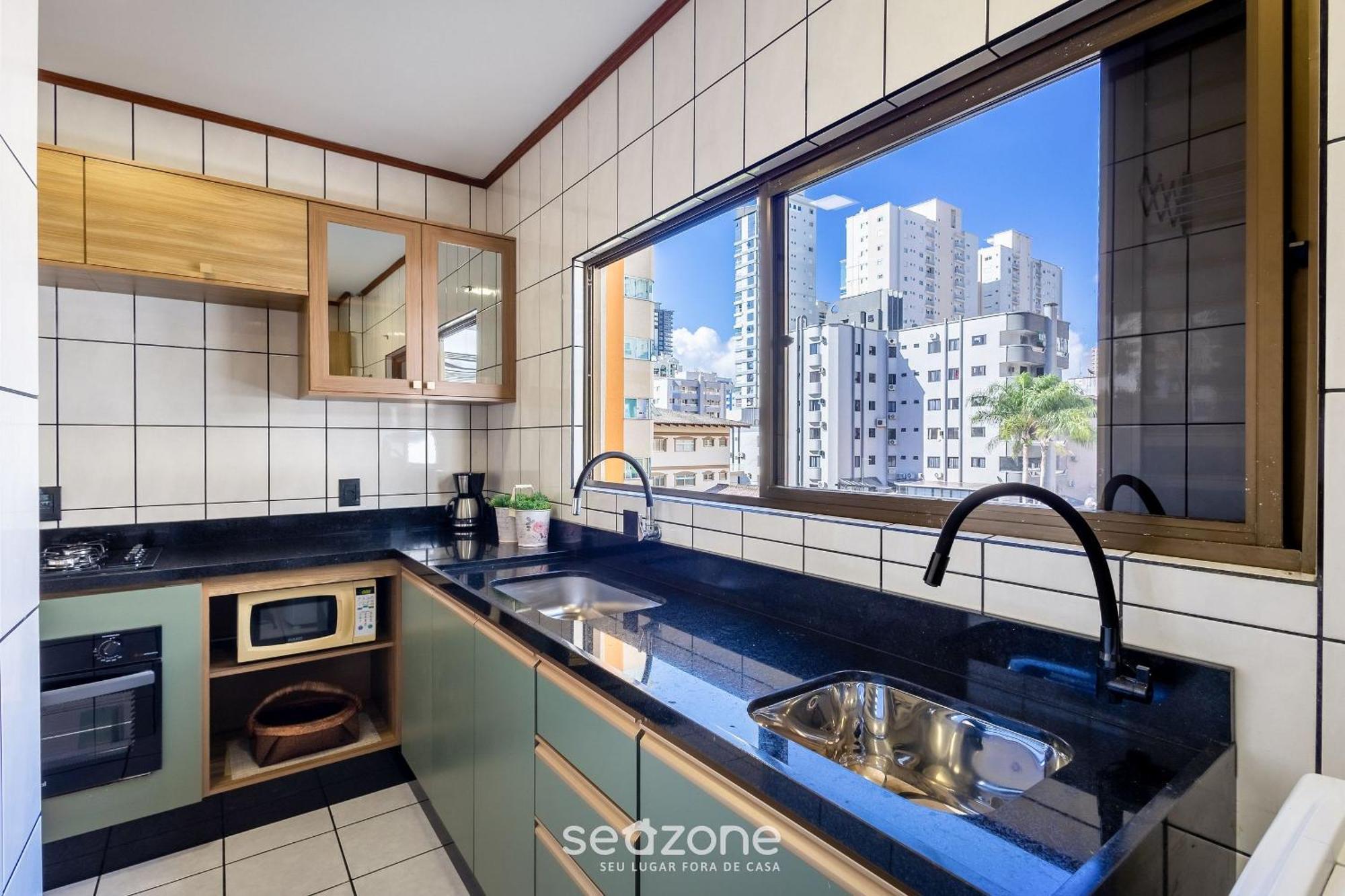 Lindo Apto 1 Quadra Do Mar Meia Praia Eis305 伊塔佩马 外观 照片
